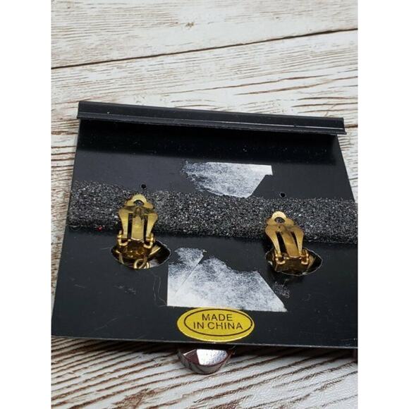 Vintage Birch Hill Clip On Earrings Brown Semi Precious Dangle - Fair Condition - Picture 9 of 11